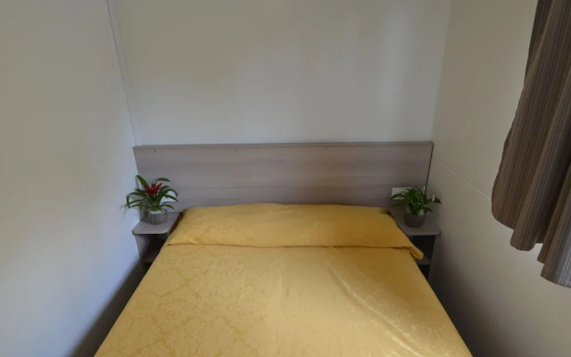 Wooden Chalet with Terrace near Beach