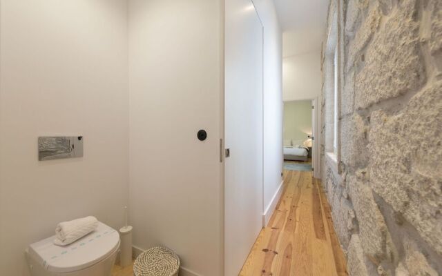 Downtown Almada Loft