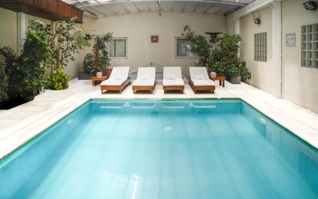 Ker Recoleta Hotel