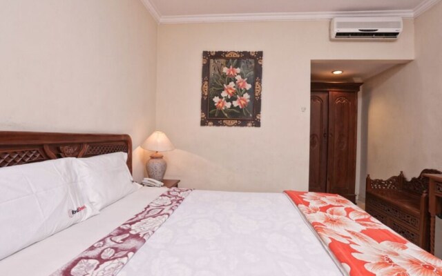 RedDoorz @ Legian Street