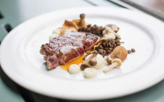 Hotel Cafe Restaurant 't Raedhus