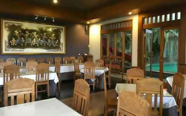 Rumah Stroberi Organic Farm and Lodge