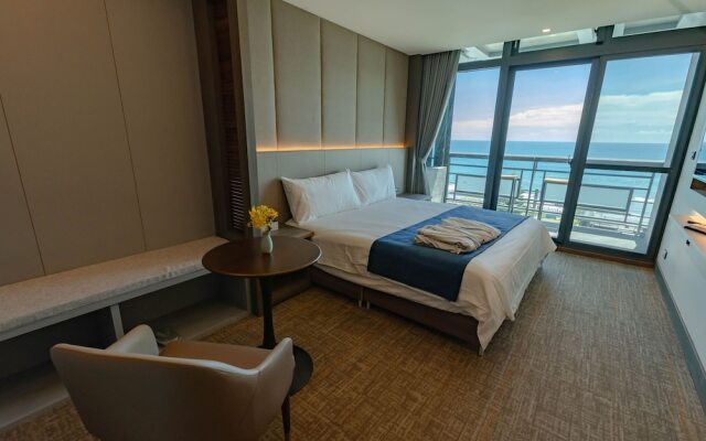 Seaview Villa Coastal Estate