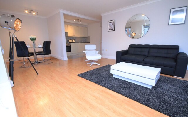 Sir John Rogersons Quay Apartment