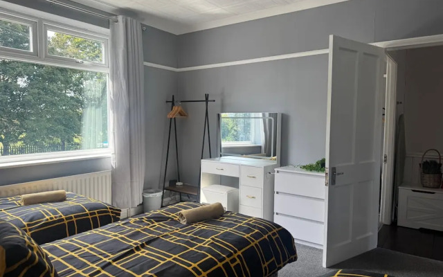 9 Guests - Free Parking - Cozy 3 Bedrooms