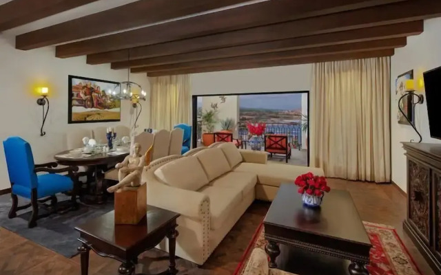 4BD Oceanfront Unit Vista Encantada Cabo