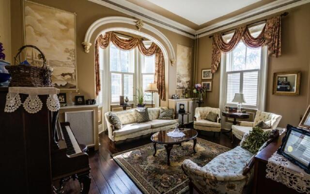 Hughson Hall Bed & Breakfast