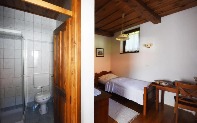 Turisticna Kmetija Seruga