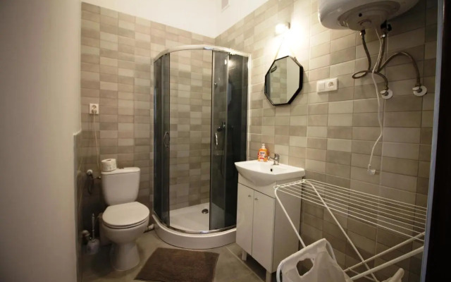 Studio Ali 1