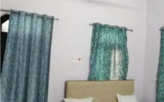 Hotel Mahadev inn