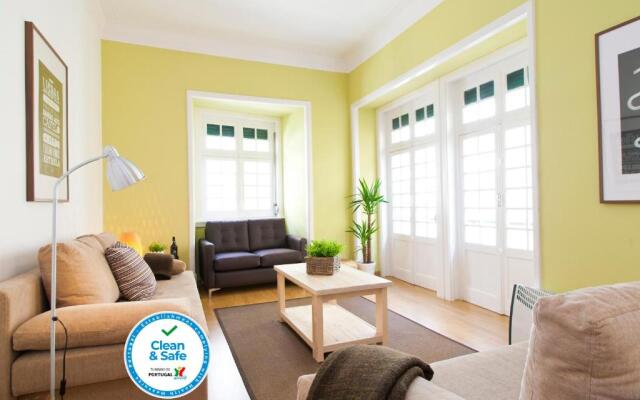 Chagas 17 By Central Hill Apartments