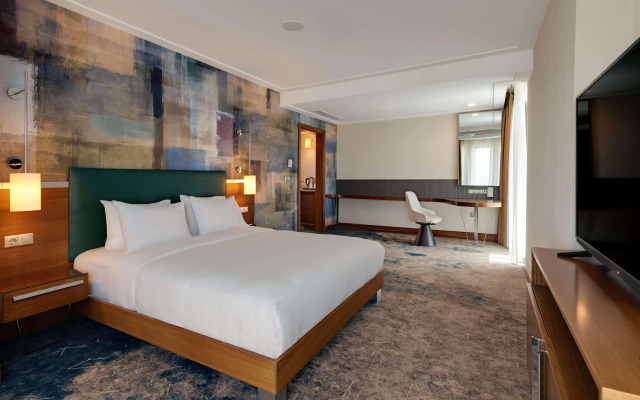 DoubleTree by Hilton Hotel Van