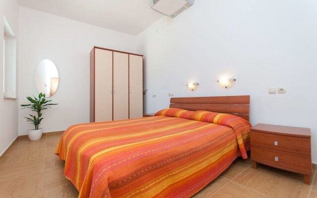 Apartments Ruzmarin