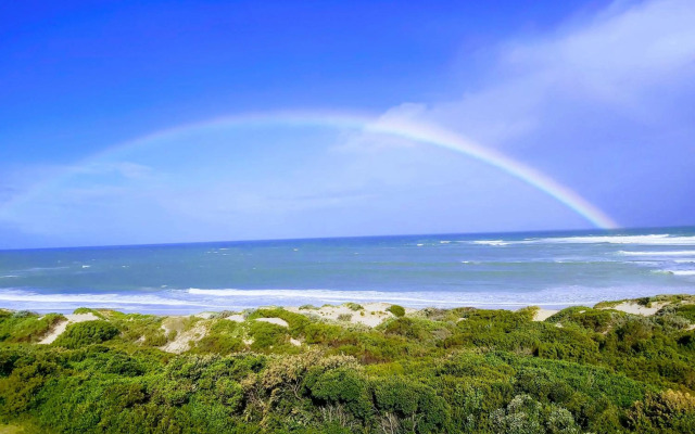 The Sparrow's Nest Beach-Front Self-catering