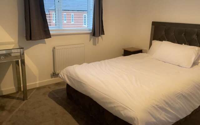 Impeccable 3-bed House in Northampton