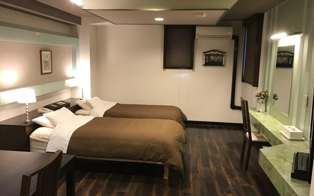 Hotel Plaza21 Osaka – Guest Rooms – Osaka