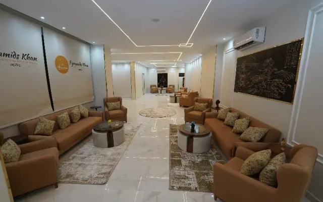 Pyramids Khan Hotel
