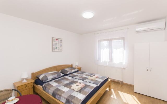 Rooms Nada