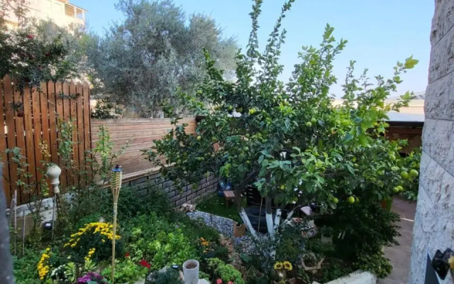 Maria's GuestHouse - Uphill View of Nazareth F