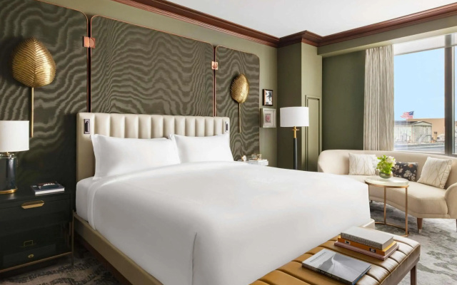 Отель Raffles Boston