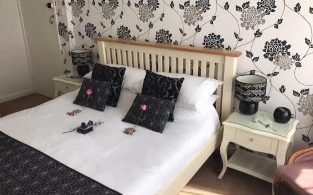 Trelawney Hotel