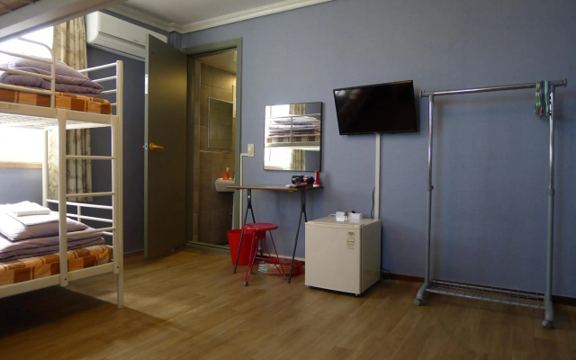 The House Hostel Sokcho