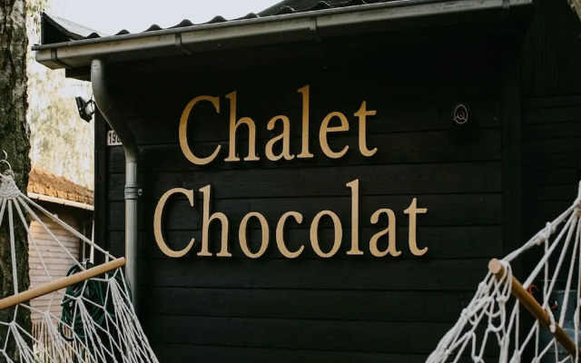 Chalet in Geel in Quiet Location by the Water