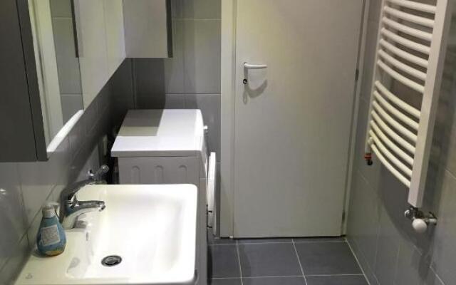 D2 - Cosy Downtown Apartment