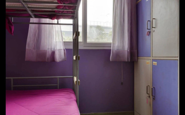 Joey's Hostel