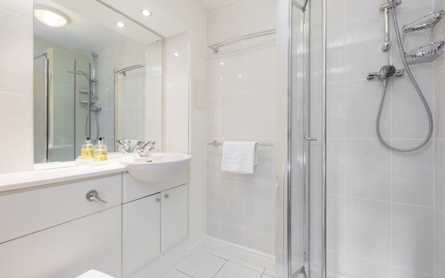 388 Old Tolbooth Wynd Apartment 2