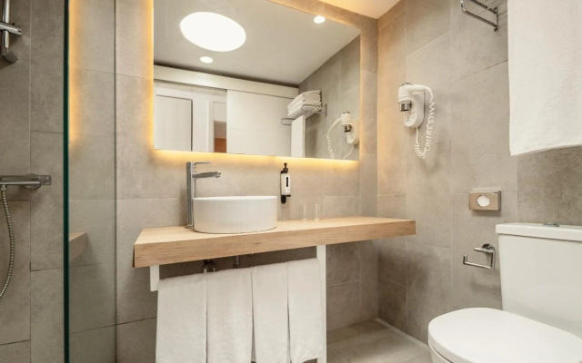 LABRANDA Alyssa Suite Hotel