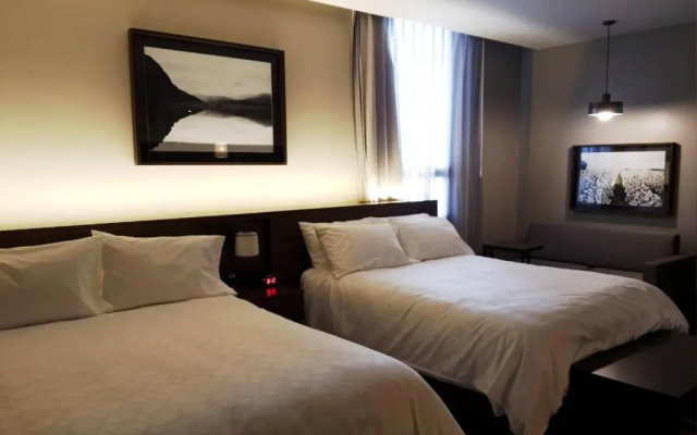 Staybridge Suites Guadalajara Novena by IHG