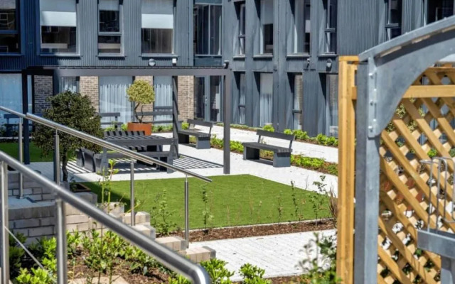 Bright Apartments in SHEFFIELD, SK