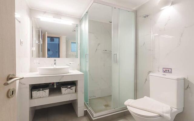 Brilliant apartment for 6 ppl in Athens