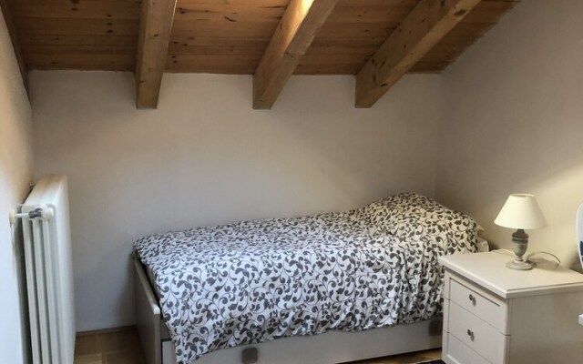 Villa Giudici Luxury app on the Lake