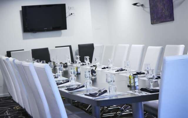 Hôtel Kyriad Saint Quentin en Yvelines - Montigny