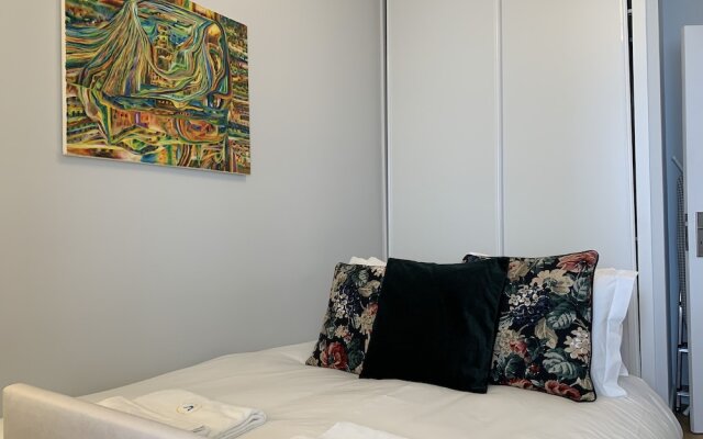 Exquisite apartment in Monte Estoril