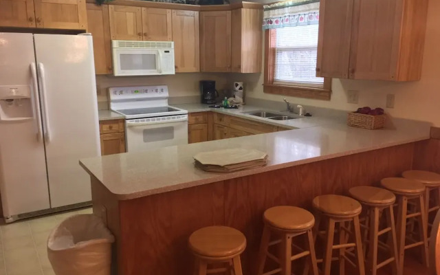 Cherry Blossom 11 - Three Bedroom Chalet