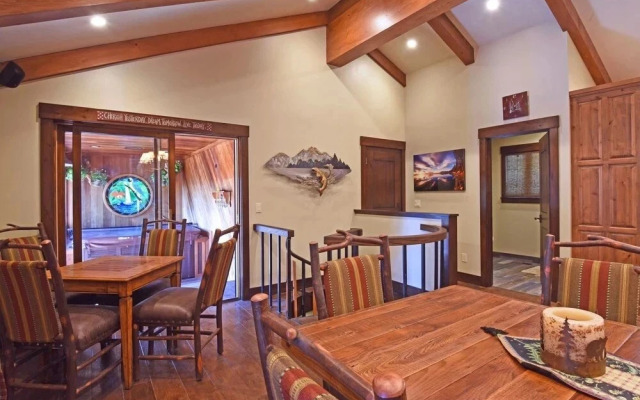 Dollar Point Getaway