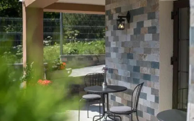 Upper Residence