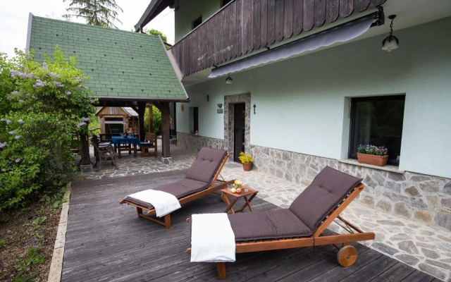 Slabnik Nature Escape