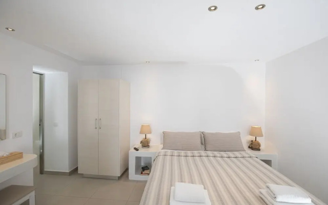 Santorini View Studios-Adults Only