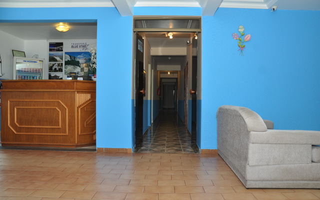 Hotel Blue Star II