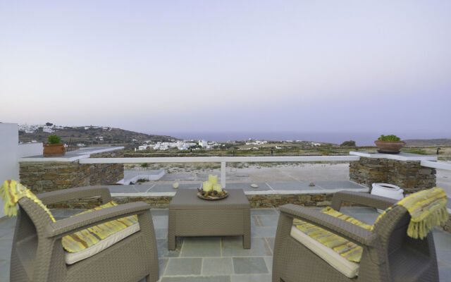 Rooms & Apartments Archontou