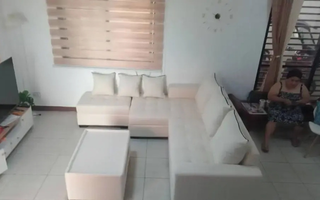Elisha's Staycation Place-your Home Away From Home