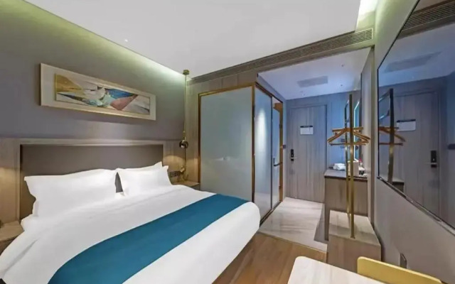 Campanile Hotel (Xi'an Lintong Terracotta Warriors and Horses West Garden Metro Station)