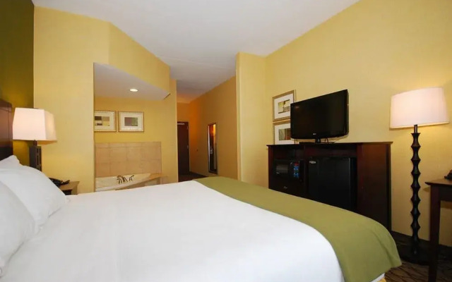 Holiday Inn Express & Suites Kittanning