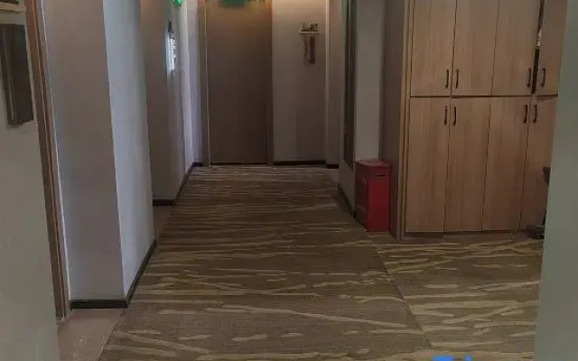 Yicheng Hotel (Shaoyang High-Speed Railway Station Branch)