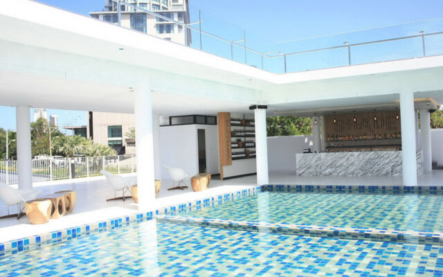 Tsix5 Phenomenal Hotel Pattaya
