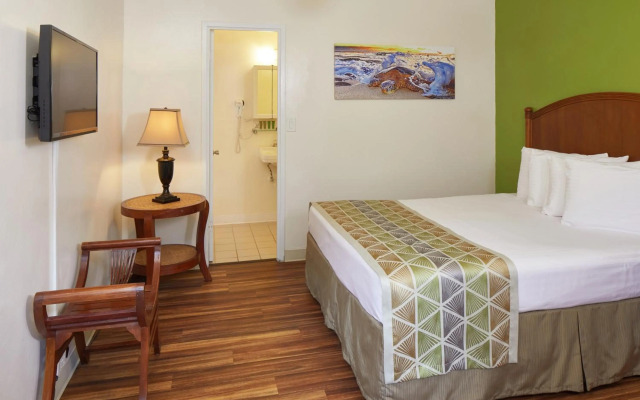 Pacific Marina Inn Airport Hotel